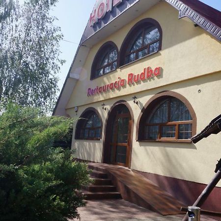 Hotel-Restauracja-Bar Rudka Ostrowiec Świętokrzyski Екстериор снимка
