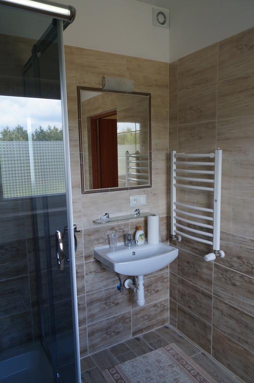 Hotel-Restauracja-Bar Rudka Ostrowiec Świętokrzyski Екстериор снимка